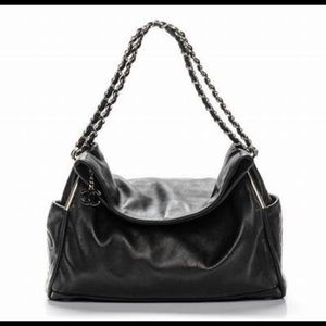 Chanel black lambskin Ultimate Soft Bag (Large)